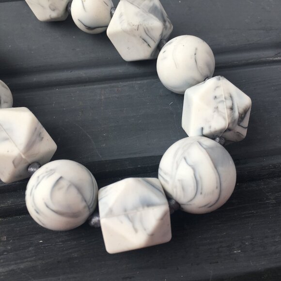 Grey + White Marbled Necklace - Picture 2 of 8